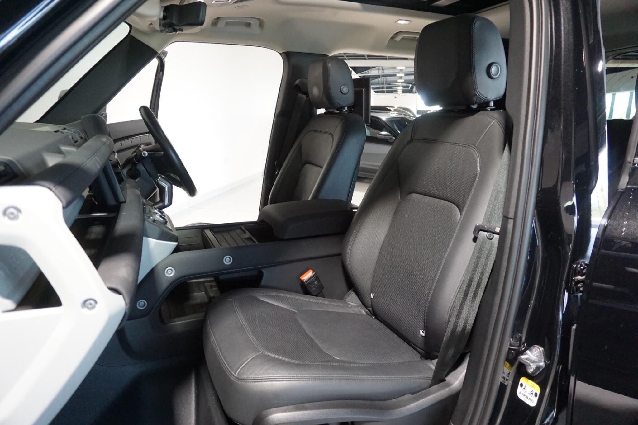Land Rover Defender 110 3.0 D250 MHEV XS Edition SUV 5dr Diesel Auto 4WD Euro 6 (s/s) (250 ps)